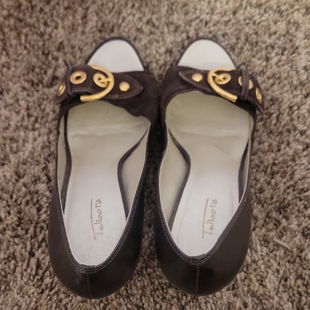 Talbots Brown Heeled Women's Shoes with Gold Accents